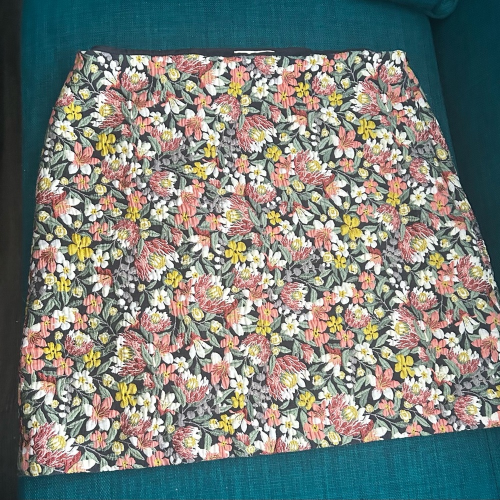 Flowery skirt